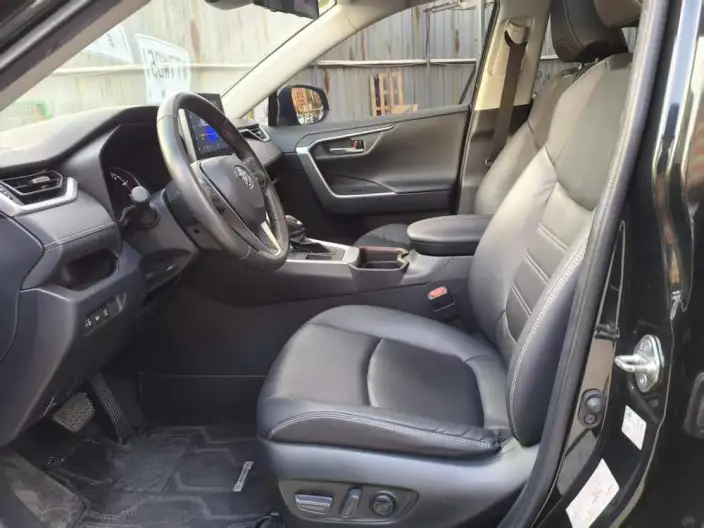 Toyota RAV4 2022 Model 2.0L CVT 2WD Fashion PLUS Edition – фото 8