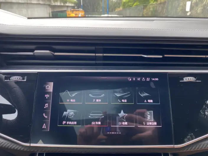 AUDI RS Q8 2021 Model RS Q8 4.0T – фото 8