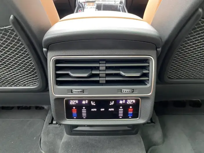 AUDI RS Q8 2021 Model RS Q8 4.0T – фото 10