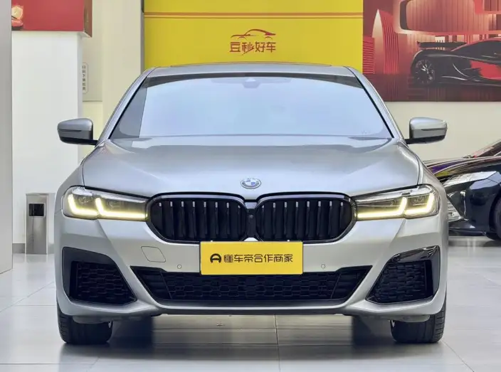 BMW 5 Series Imported 2022 Model 540i Fashion edition M Sports Set – фото 2