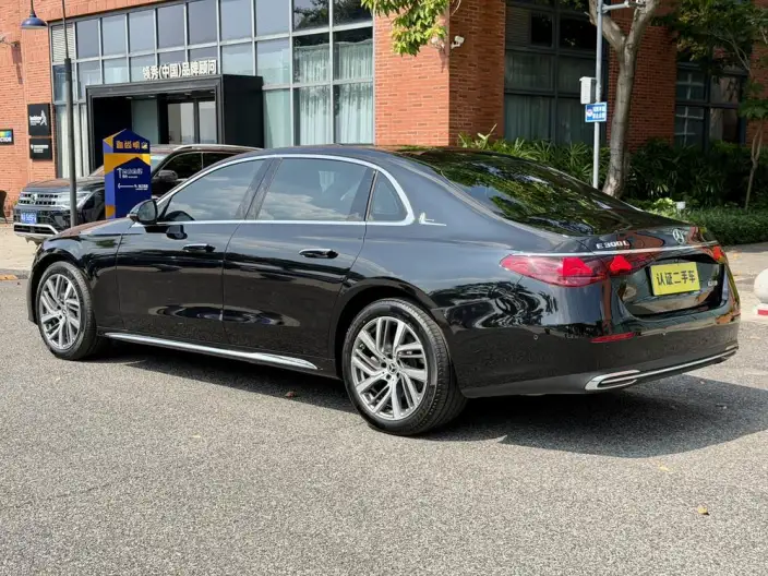 Mercedes-Benz E-Class 2024 Model E 300 L Fashion Model sedan – фото 5