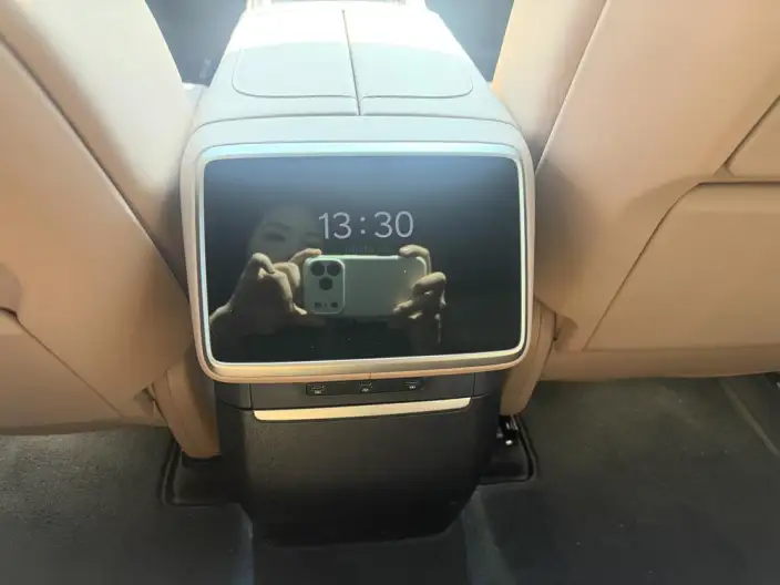ONVO L90 2025 Model VI seat Edition Max – фото 9