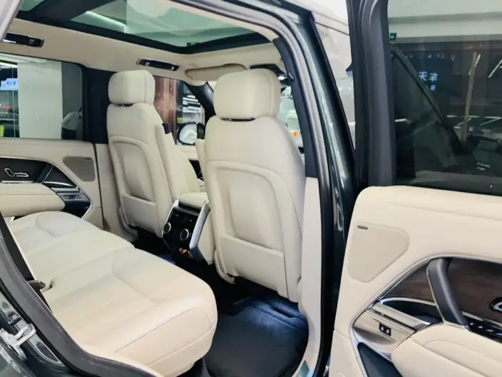 Range Rover 2023 Model 3.0 L6 360PS Shengshi Edition – фото 8