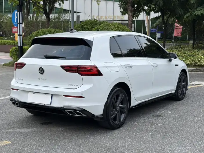 Volkswagen Golf 2023 Model Facelift 280TSI DSG R-Line Lite – фото 7
