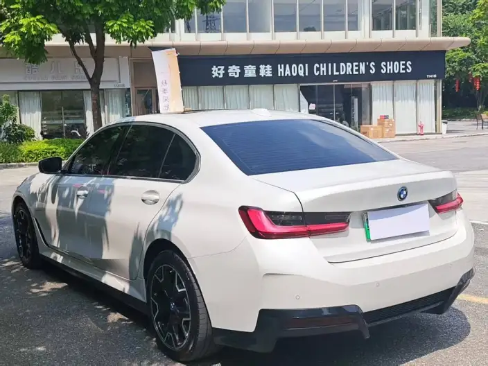 BMW i3 2023 Model eDrive35L – фото 3
