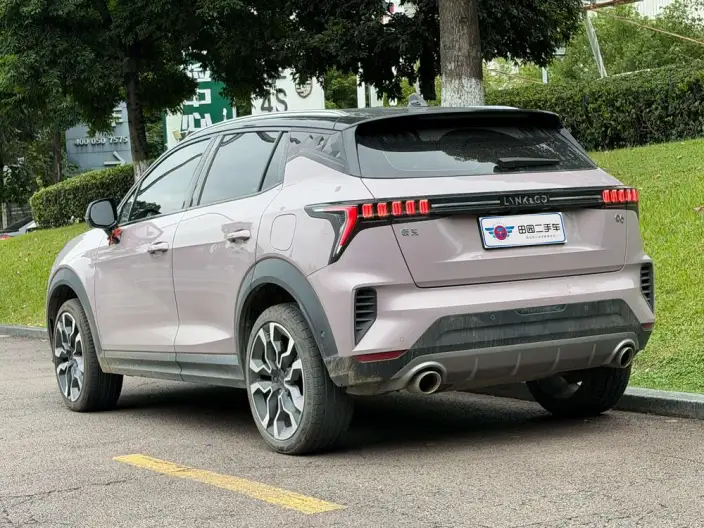 Lynk & Co 06 2023 Model Remix 1.5T Hero