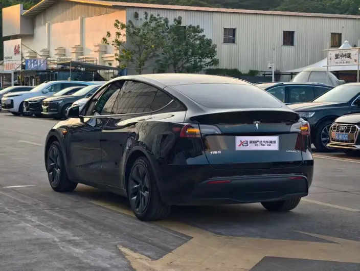 Model Y 2023 Model Rear-wheel drive version