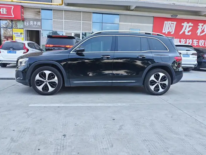 Mercedes-Benz GLB 2022 Model GLB 220 Fashion Model – фото 3