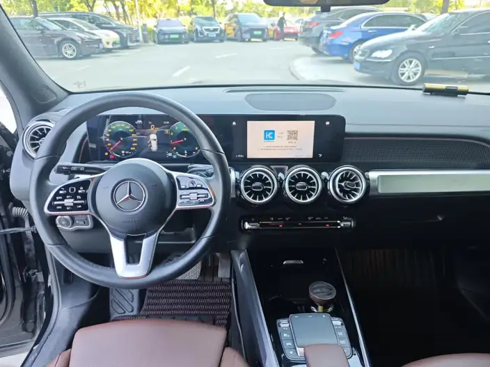 Mercedes-Benz GLB 2022 Model GLB 220 Fashion Model – фото 6