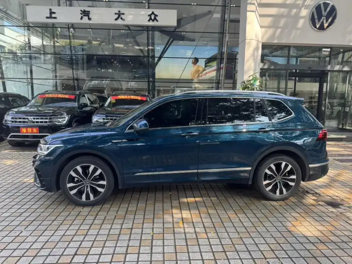 Volkswagen Tiguan L 2022 Model 330TSI Automatic 2WD R-Line Enjoy the version more