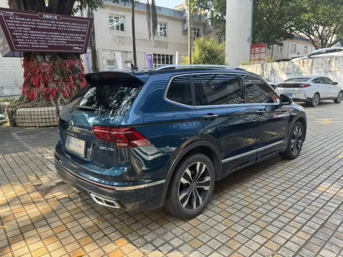 Volkswagen Tiguan L 2022 Model 330TSI Automatic 2WD R-Line Enjoy the version more