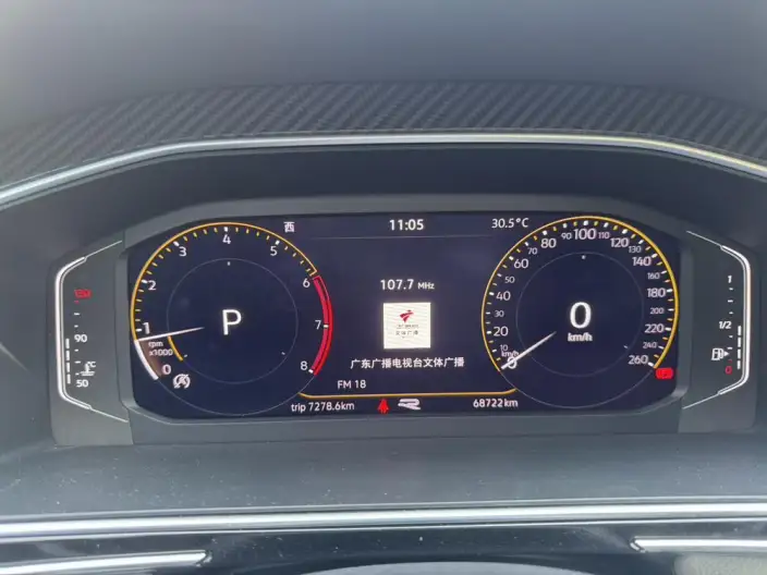 Volkswagen Tiguan L 2022 Model 330TSI Automatic 2WD R-Line Enjoy the version more – фото 8