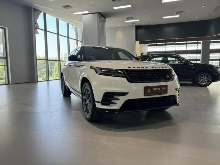 Range Rover Velar 2026 Model 250PS Dynamic SE