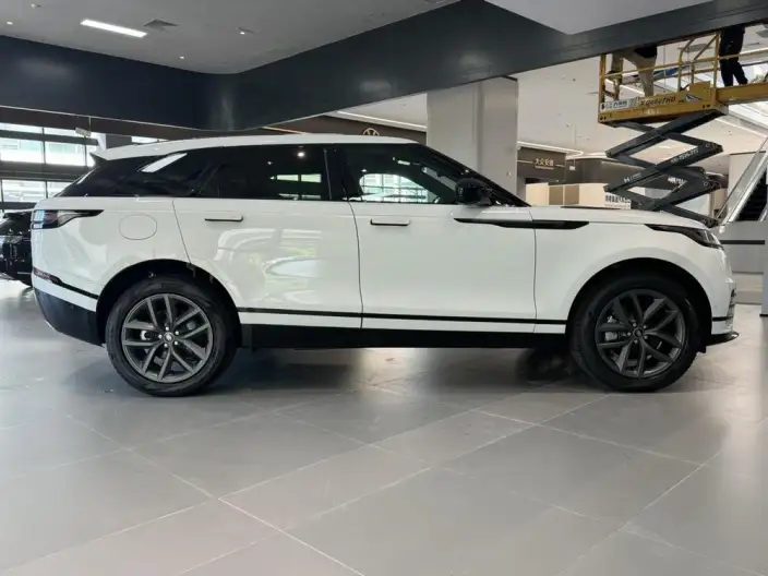 Range Rover Velar 2026 Model 250PS Dynamic SE – фото 7
