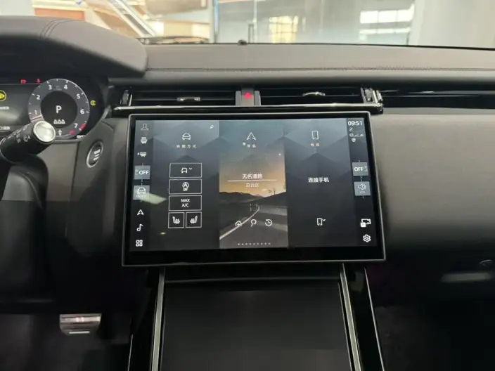 Range Rover Velar 2026 Model 250PS Dynamic SE – фото 9