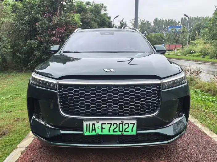 Li Auto ONE 2021 Model Extended Range 6 seat Edition – фото 2