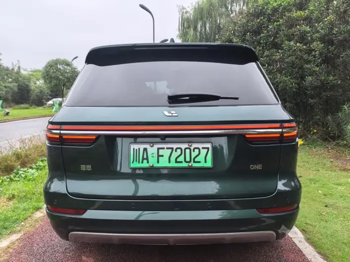 Li Auto ONE 2021 Model Extended Range 6 seat Edition – фото 3