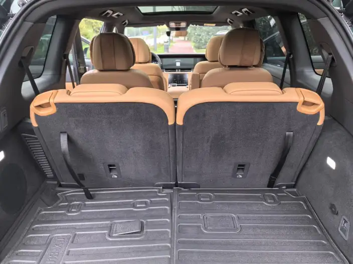 Li Auto ONE 2021 Model Extended Range 6 seat Edition – фото 8