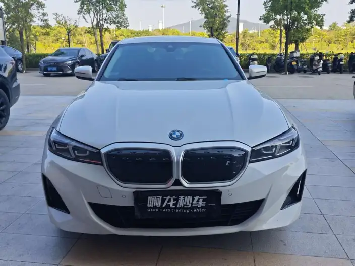 BMW i3 2023 Model eDrive35L – фото 2
