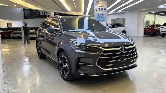 BYD Tang DM 2021 Model DM-i 1.5T 112KM Zunrong Model