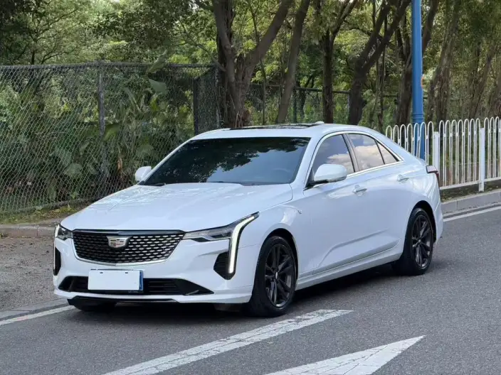 Cadillac CT4 2022 Model 28T Luxury Model