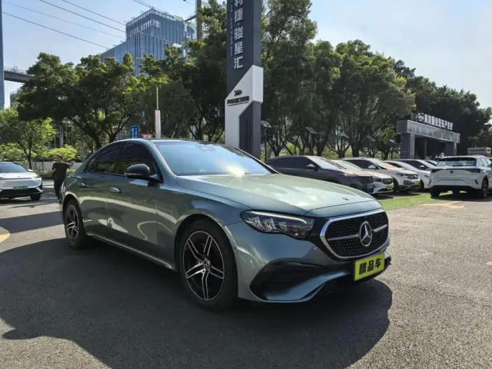 Mercedes-Benz E-Class Imported 2024 Model E 260 Sports Edition – фото 3