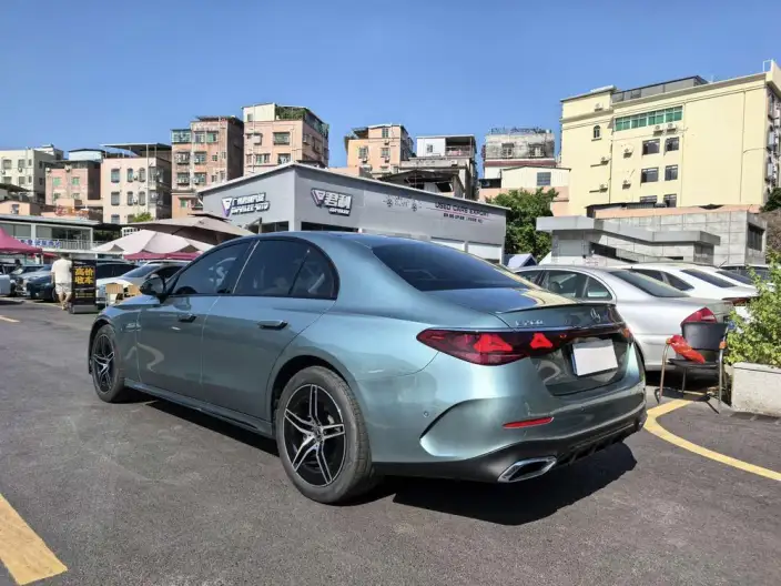 Mercedes-Benz E-Class Imported 2024 Model E 260 Sports Edition – фото 5