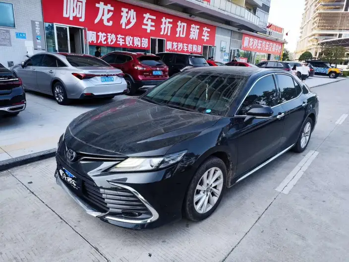 Toyota Camry 2023 Model 2.0G Deluxe Edition
