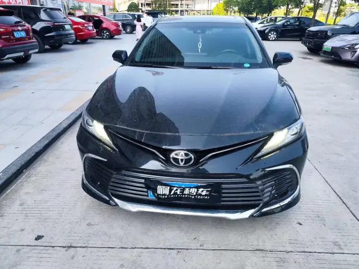 Toyota Camry 2023 Model 2.0G Deluxe Edition