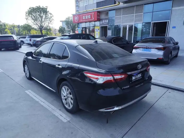 Toyota Camry 2023 Model 2.0G Deluxe Edition