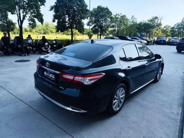 Toyota Camry 2023 Model 2.0G Deluxe Edition – фото 6