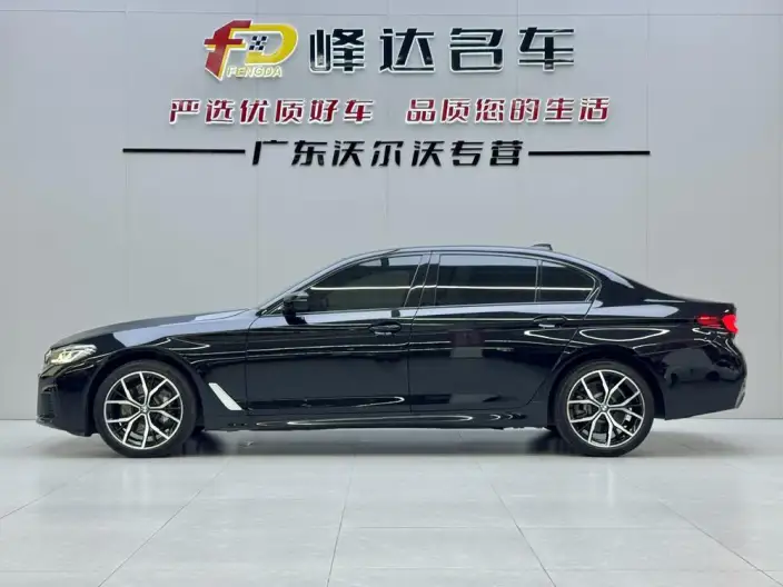 BMW 5 Series 2023 Model 530Li Exclusive Model M Sports Set – фото 3