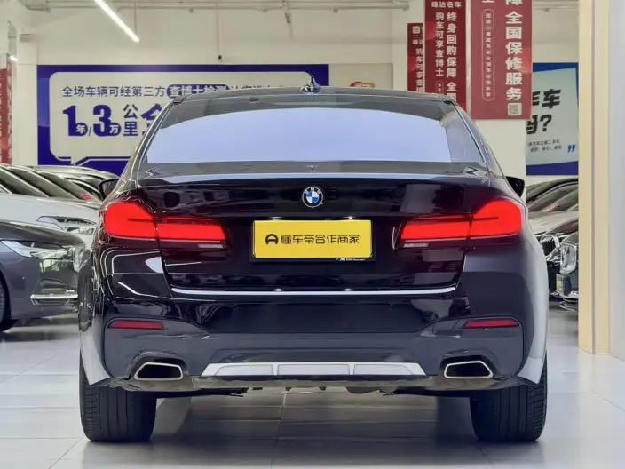 BMW 5 Series 2023 Model 530Li Exclusive Model M Sports Set – фото 4