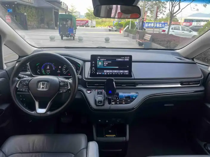 Honda Elysion 2024 Model 2.0L e:HEV Deluxe Edition – фото 6