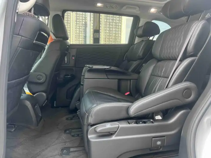 Honda Elysion 2024 Model 2.0L e:HEV Deluxe Edition – фото 10