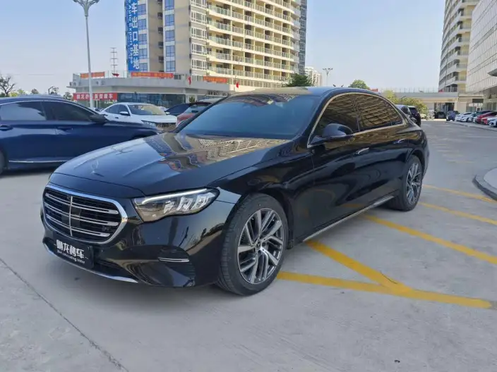 Mercedes-Benz E-Class 2024 Model Facelift E 300 L Fashion Model sedan – фото 1