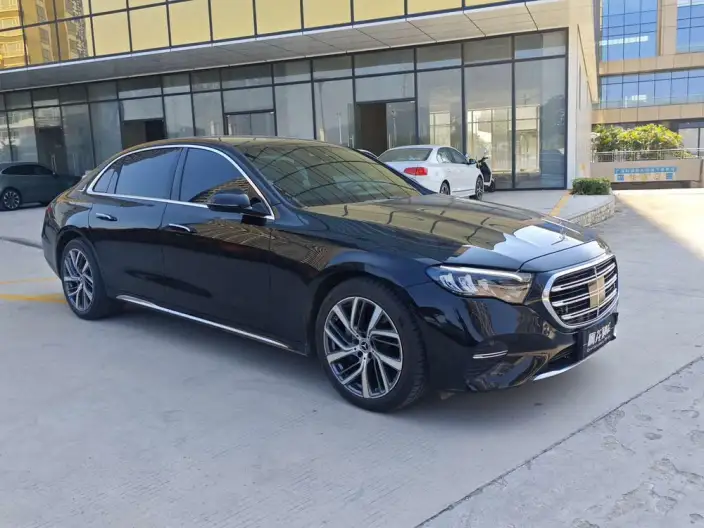 Mercedes-Benz E-Class 2024 Model Facelift E 300 L Fashion Model sedan – фото 3