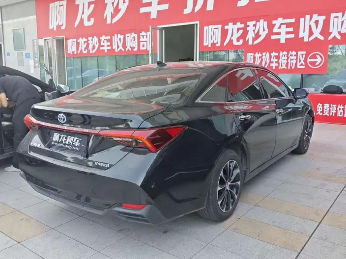Toyota Avalon 2022 Model Hybrid 2.5L Deluxe Edition – фото 6