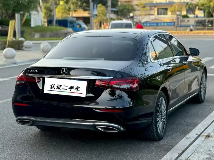 Mercedes-Benz E-Class 2023 Model E 300 L Fashion Model sedan – фото 4