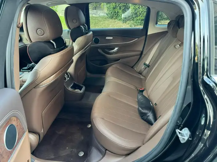 Mercedes-Benz E-Class 2023 Model E 300 L Fashion Model sedan – фото 8