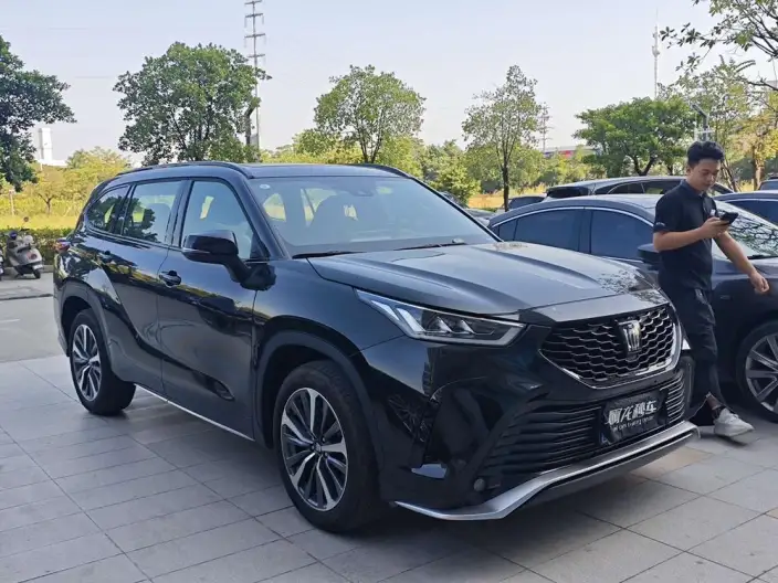 Crown Kluger 2026 Model Intelligent Hybrid 2.5L E-CVT 2WD Deluxe Edition