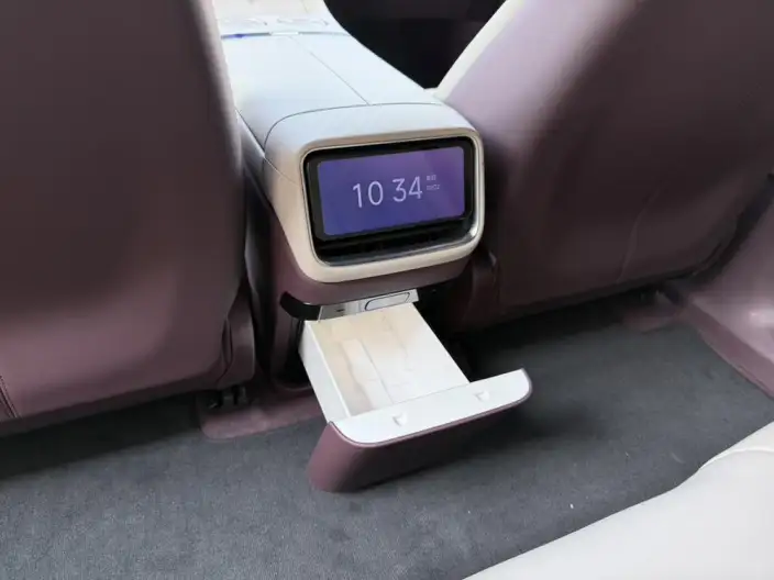 Xiaomi YU7 2025 Model 4WD Max Edition – фото 8
