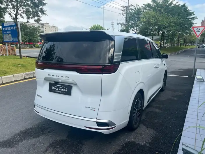 DENZA D9 DM 2025 Model Smart Driving Edition 1020 4WD Exclusive Model – фото 6