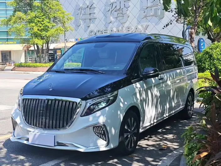 Viano 2023 Model 2.0T Elite Edition 7 seat – фото 1