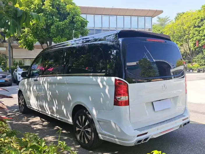 Viano 2023 Model 2.0T Elite Edition 7 seat – фото 4