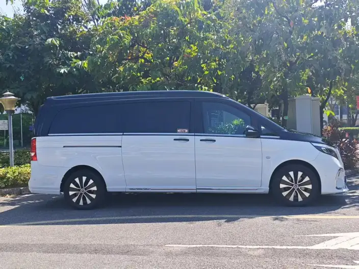 Viano 2023 Model 2.0T Elite Edition 7 seat – фото 7