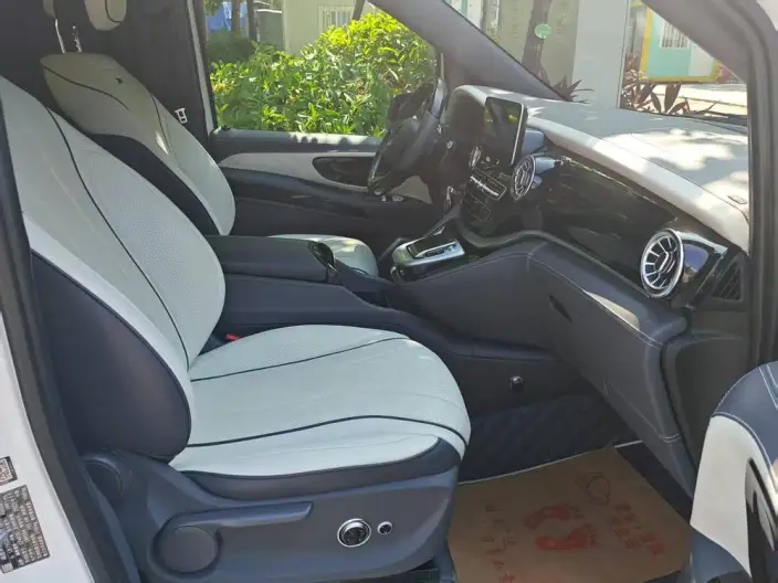 Viano 2023 Model 2.0T Elite Edition 7 seat – фото 8
