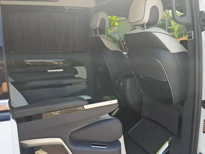 Viano 2023 Model 2.0T Elite Edition 7 seat – фото 10