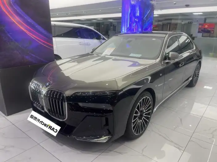 BMW i7 2023 Model eDrive50L Exclusive Model M Sports Set