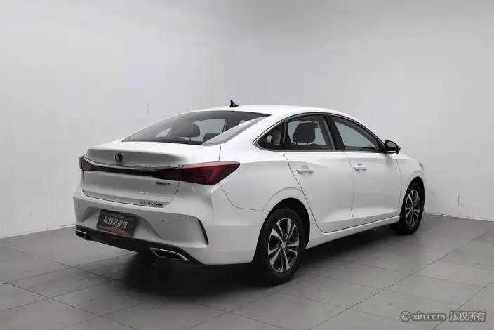 Changan Eado 2022 Model PLUS Blue whale NE 1.4T GDI DCT Noble Model